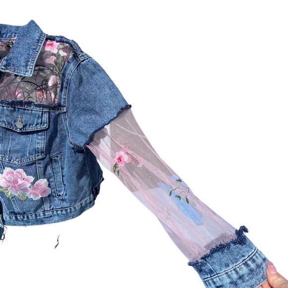 Custom Jean Jacket with Inlayed Embroidered Mesh Sz L NWT - Picture 4 of 14